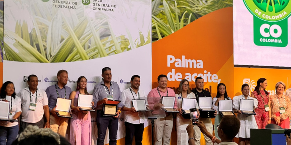 Reconocimiento por la Certificación de Aceite de Palma Sostenible de Colombia.